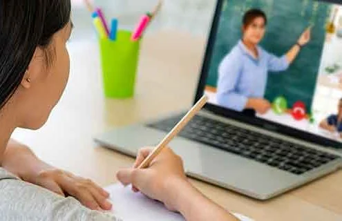 Didattica a distanza (DAD): quali conseguenze psicologiche sui ragazzi?