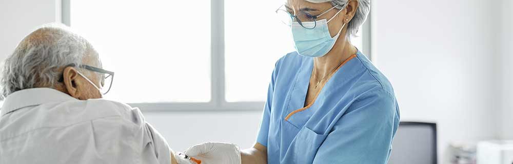 Diabete.com - Via libera alla 3° dose di vaccino anti_SARS-CoV2 per gli over 60 e i pazienti fragili, compresi i diabetici