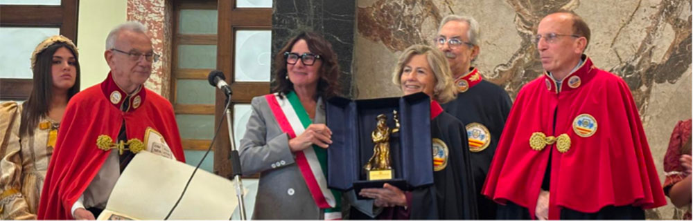 Premio Trotula 2025: un riconoscimento alla leadership scientifica della prof.ssa Raffaella Buzzetti