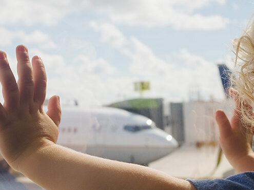 Bambino con diabete perde il volo dopo i controlli in aeroporto